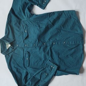 Wrangler rugged wear button up distressed